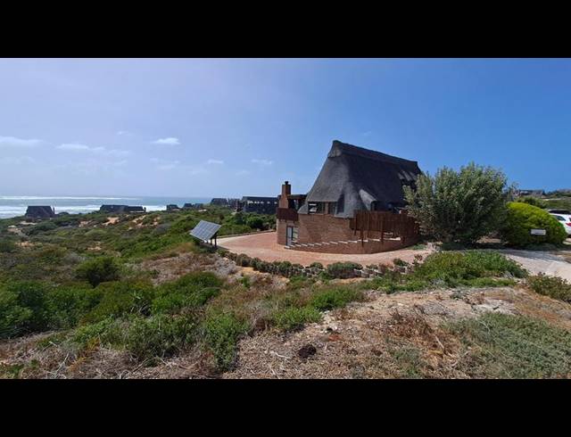 5 BEDROOM HOUSE FOR SALE IN STILBAAI-WES